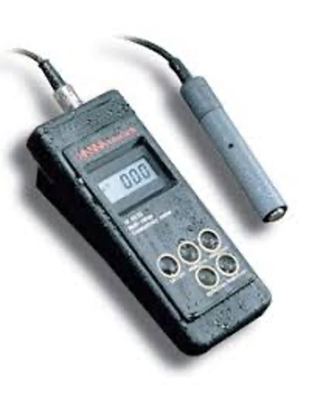 Conductivity HANNA HI 9033
